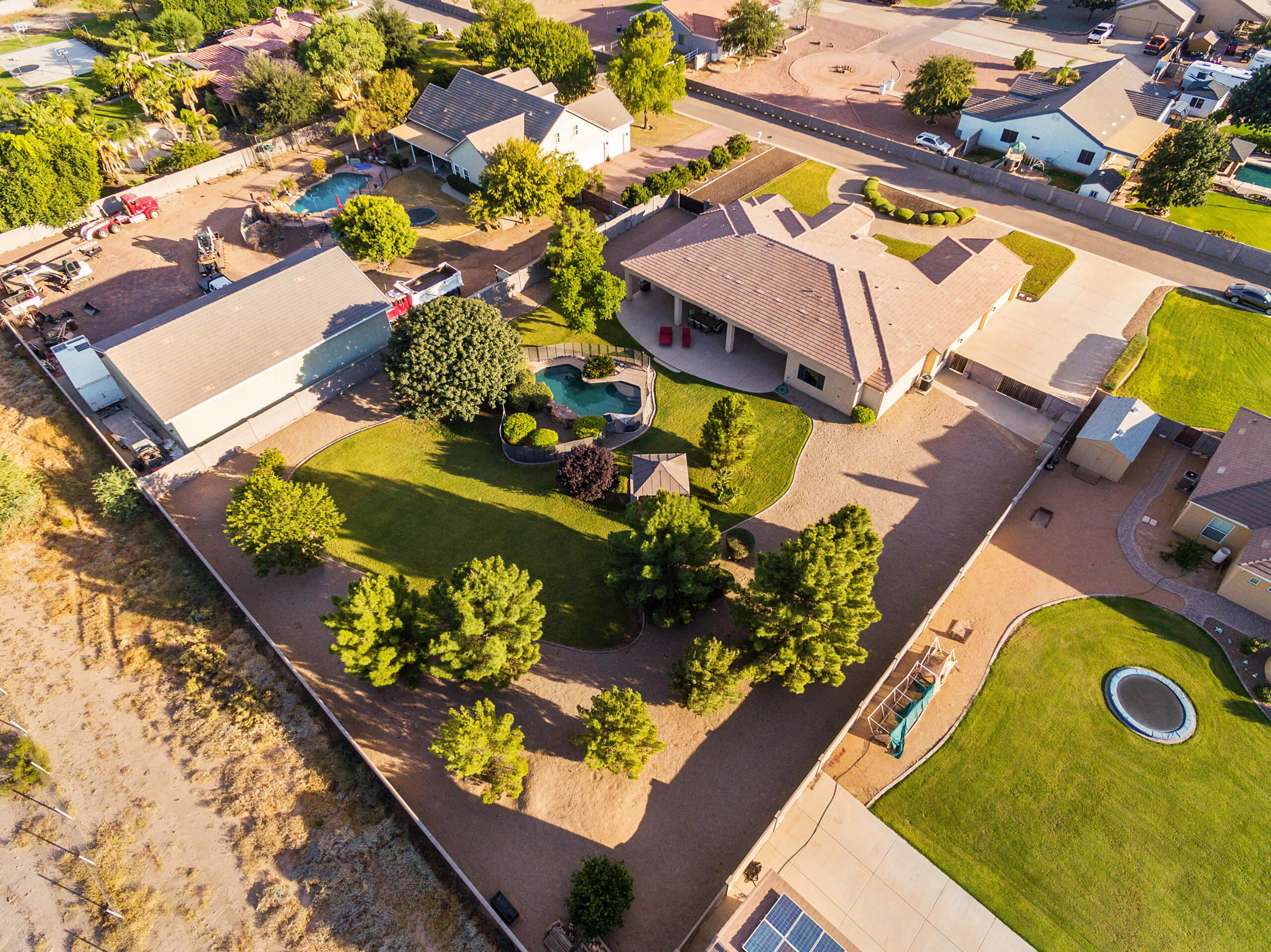 Real Estate Photo 13