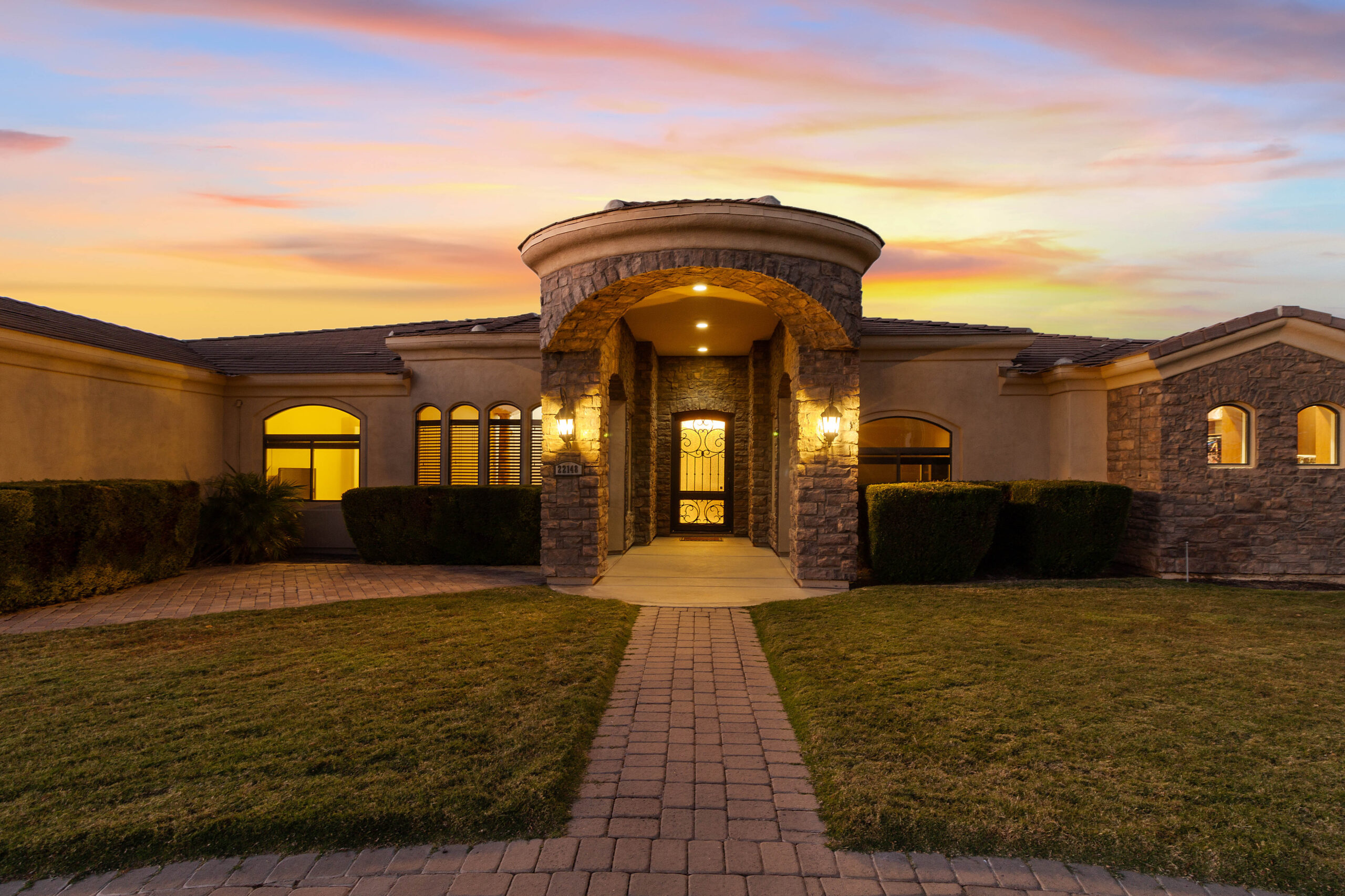 Real Estate Photo 11