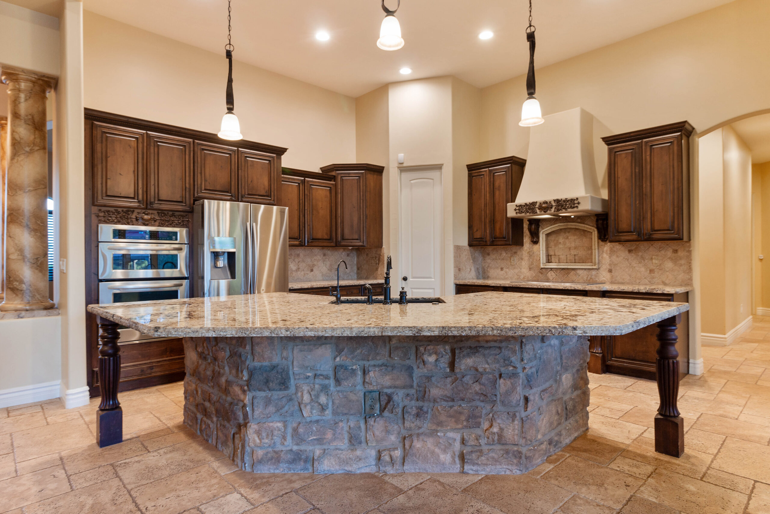 Real Estate Photo 12